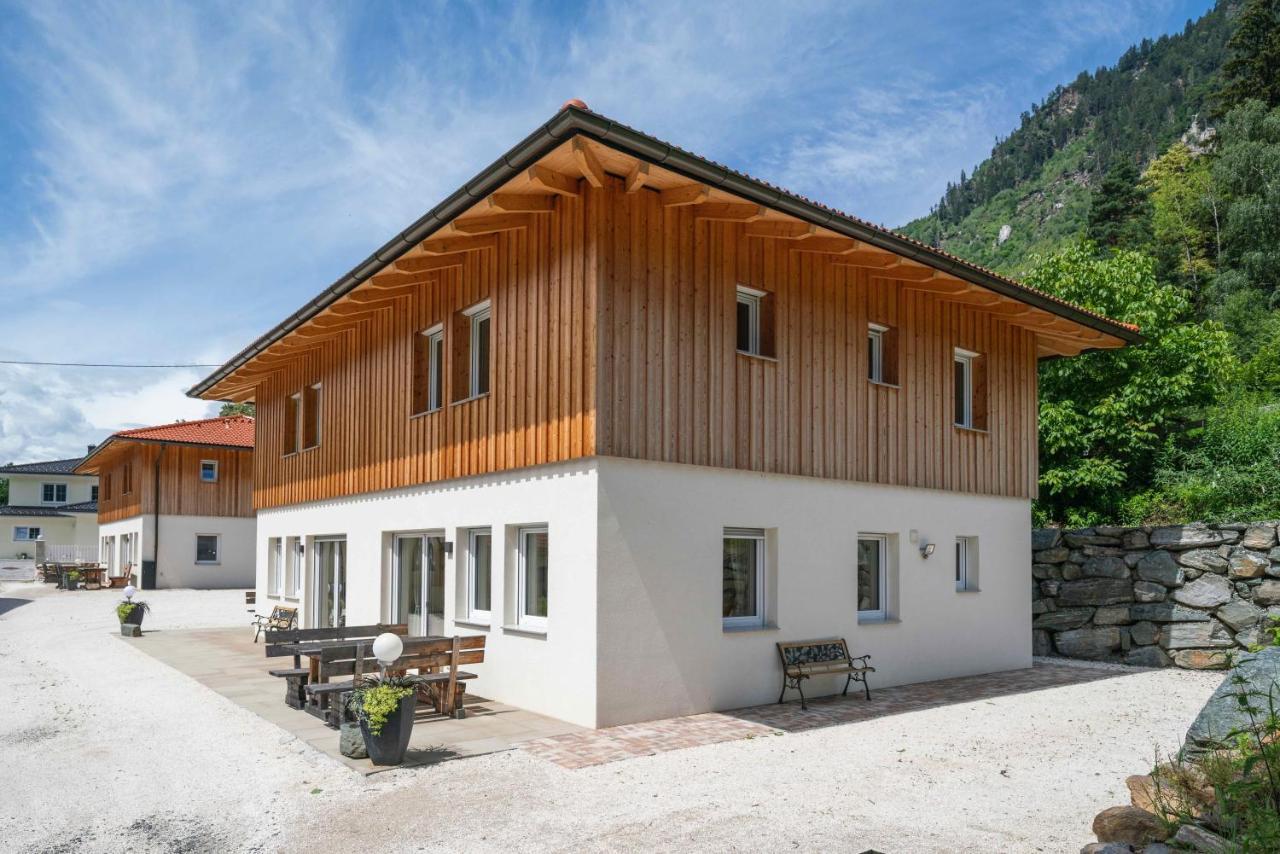 4Luxurioeses Ferienhaus In Traumhafter Landschaft Döbriach Exterior foto
